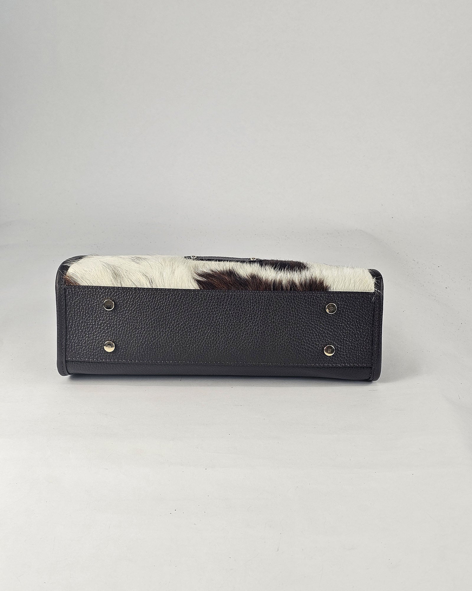 Dafne in Vera pelle e cavallino naturale