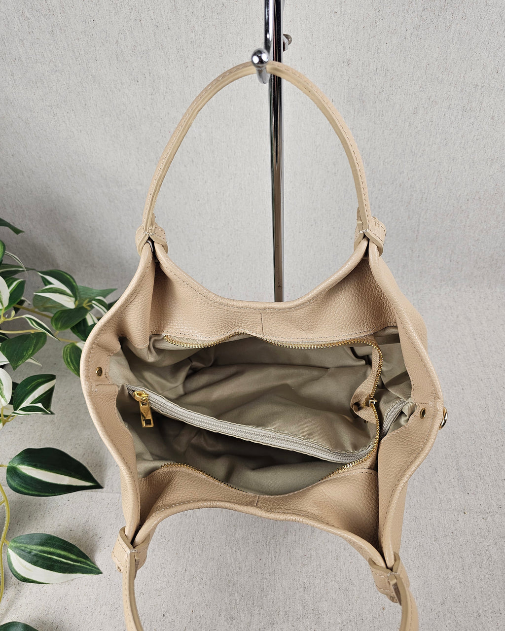 Melissa Medium Beige