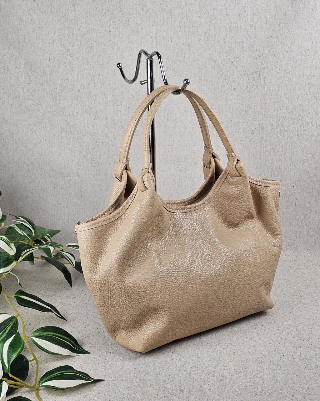 Melissa Medium Beige