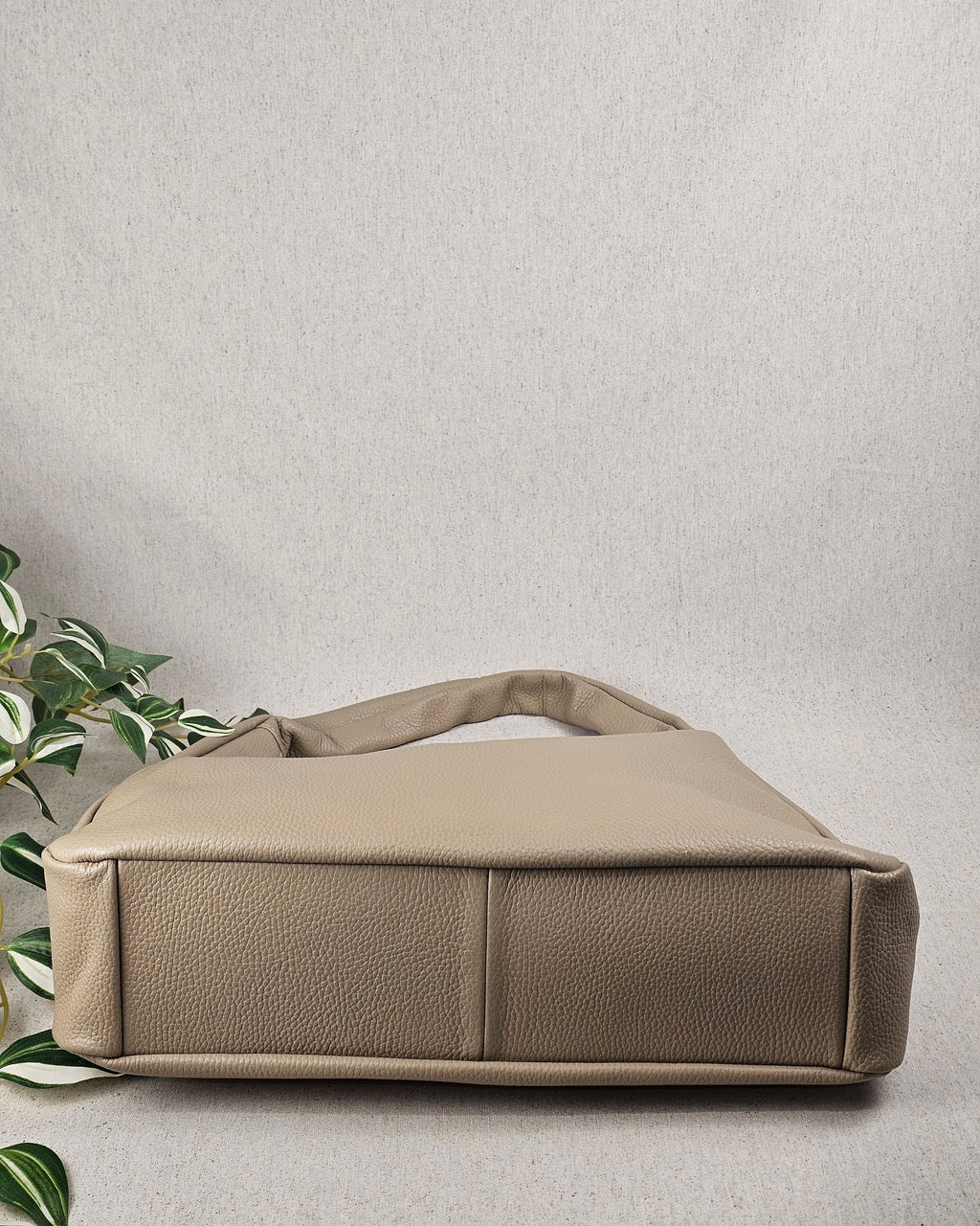 Astrid Beige